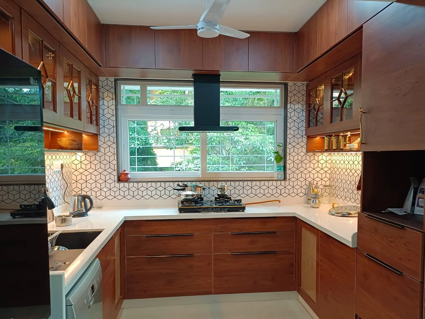 C-Type Kitchen — Sadashiv Peth